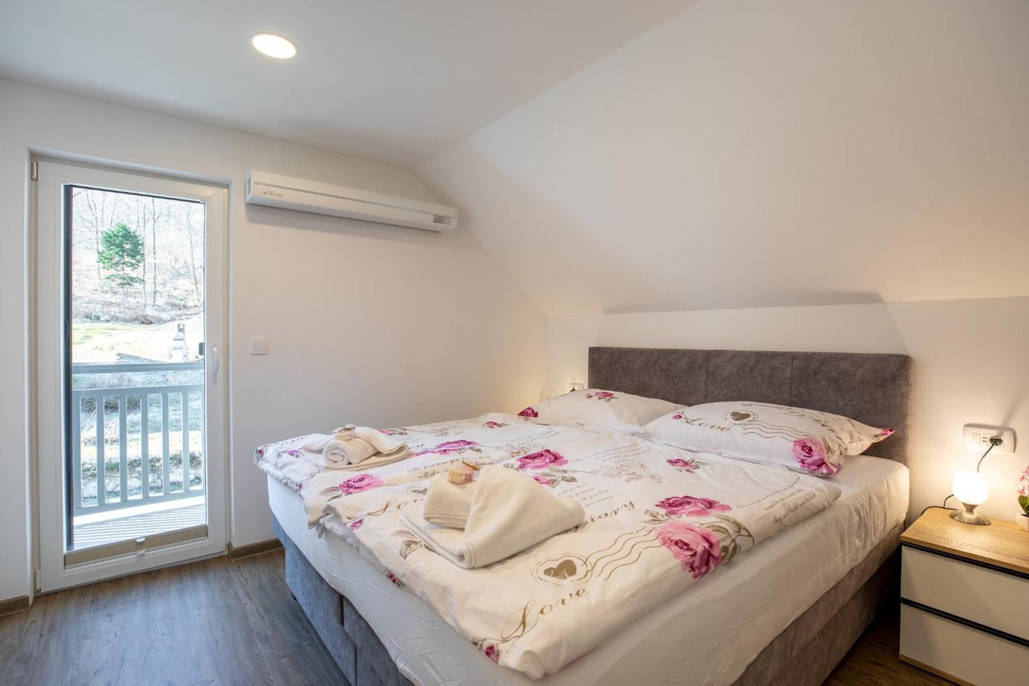 Apartment Crystal Aura 1 博希尼 外观 照片